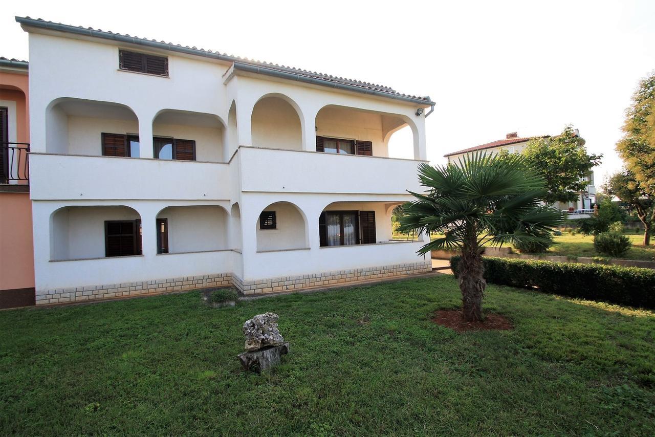 Apartments Livio Stranici Rosini Экстерьер фото